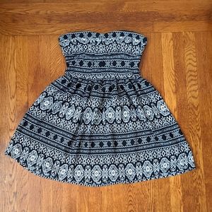 Women's Size L Delia*s Strapless Dress